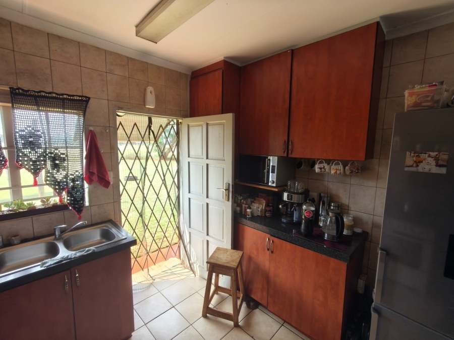 2 Bedroom Property for Sale in Modderfontein AH North West